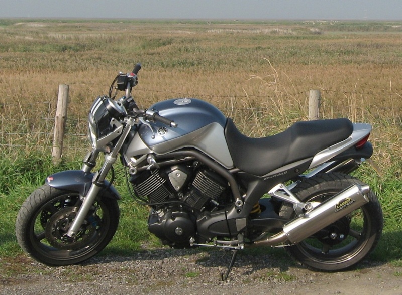 yamaha10.jpg